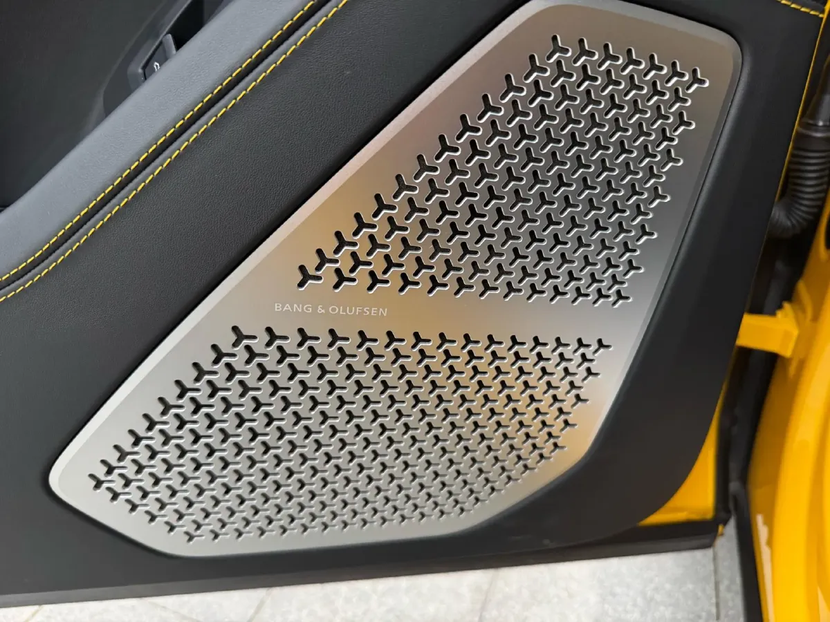 2021 Lamborghini Urus 4.0T 641HP V8 8AT,autocango,china used car exporter,china ev exporter,chinese used car exporter,chinese used ev exporter