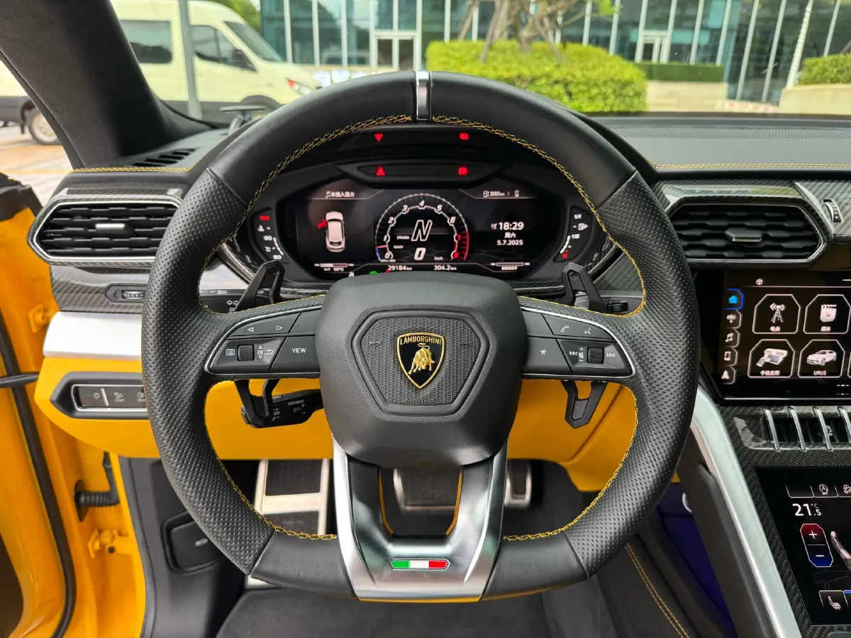 2021 Lamborghini Urus 4.0T 641HP V8 8AT,autocango,china used car exporter,china ev exporter,chinese used car exporter,chinese used ev exporter