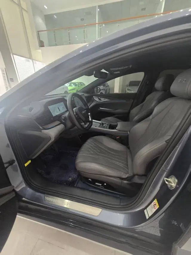 2023 BYD Seal 1.5T 139HP L4 E-CVT PHEV 17.6KWH,autocango,china used car exporter,china ev exporter,chinese used car exporter,chinese used ev exporter