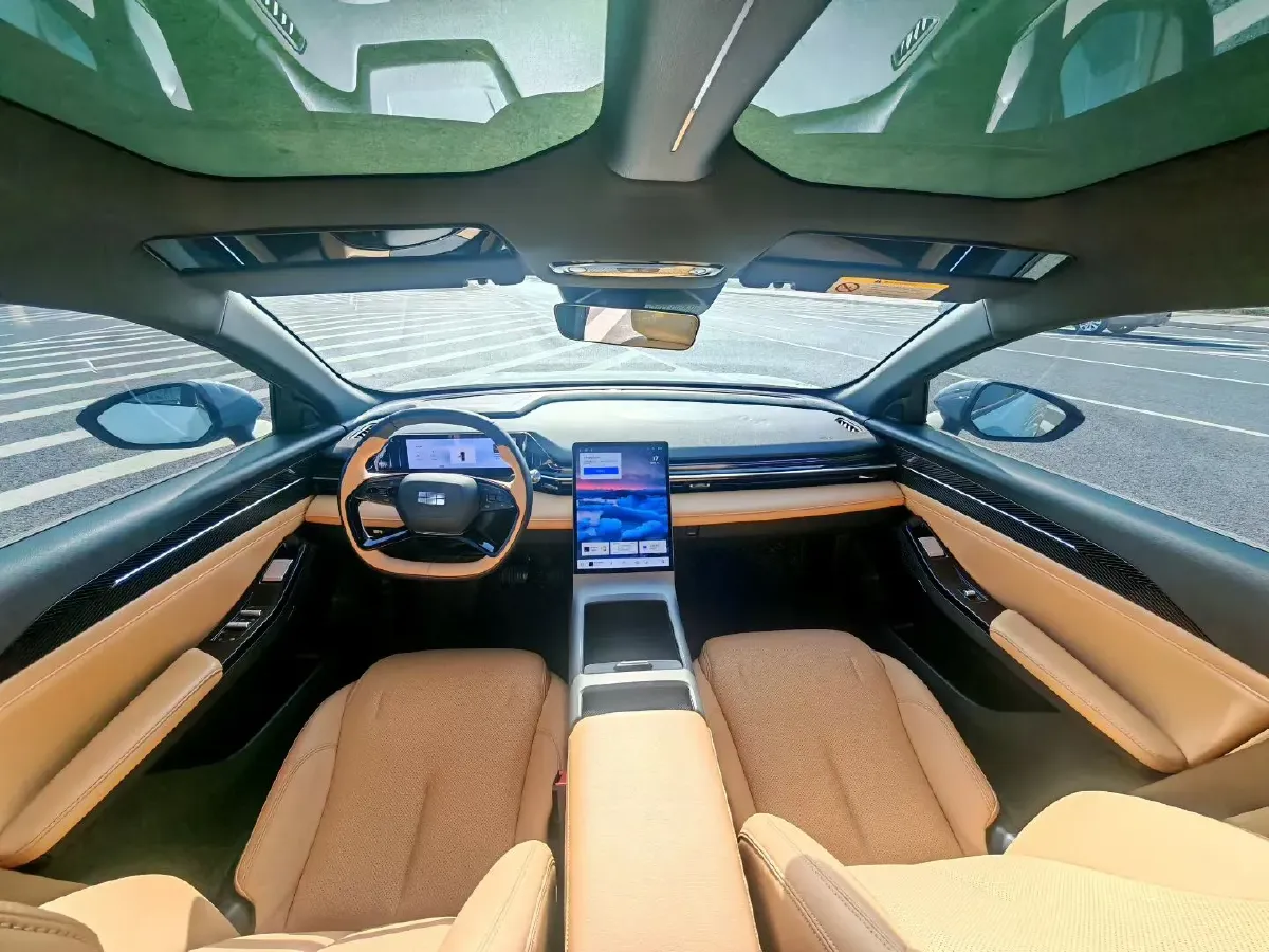 2023 Geely Galaxy L6 1.5T 163HP L4 3DHT PHEV,autocango,china used car exporter,china ev exporter,chinese used car exporter,chinese used ev exporter