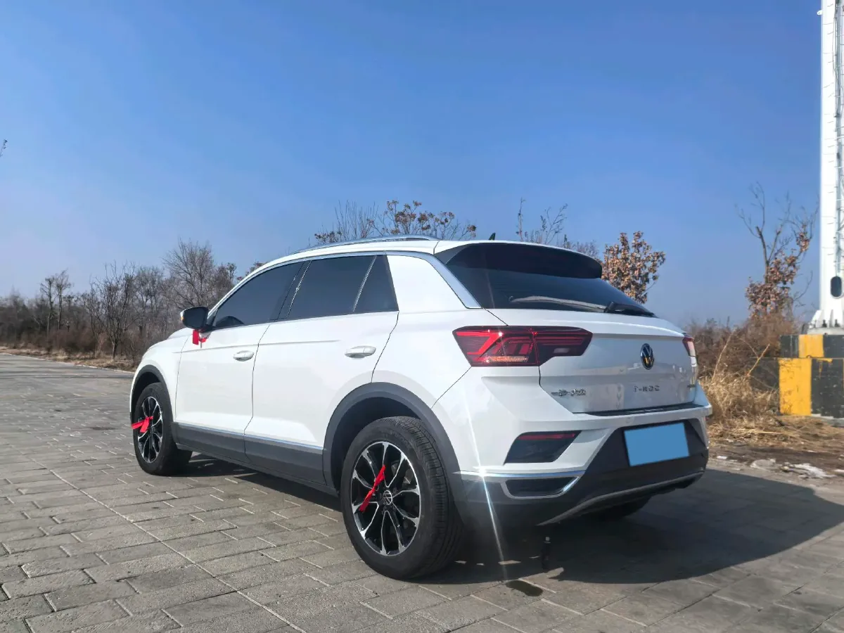 2022 Volkswagen T-Roc 1.4T 150HP L4 7DCT,autocango,china used car exporter,china ev exporter,chinese used car exporter,chinese used ev exporter