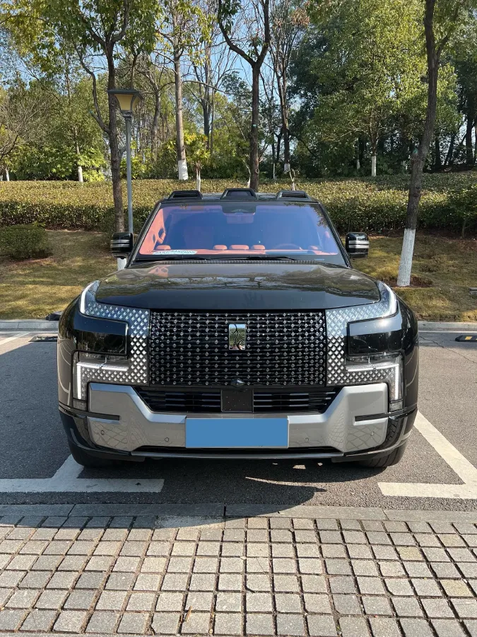 2023 YangWang U8 2.0T 272HP L4 REEV 49.05KWH,autocango,china used car exporter,china ev exporter,chinese used car exporter,chinese used ev exporter