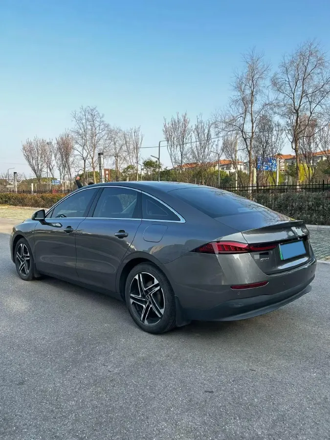 2023 Roewe D7 1.5L 112HP L4 1DHT PHEV 21.4KWH,autocango,china used car exporter,china ev exporter,chinese used car exporter,chinese used ev exporter