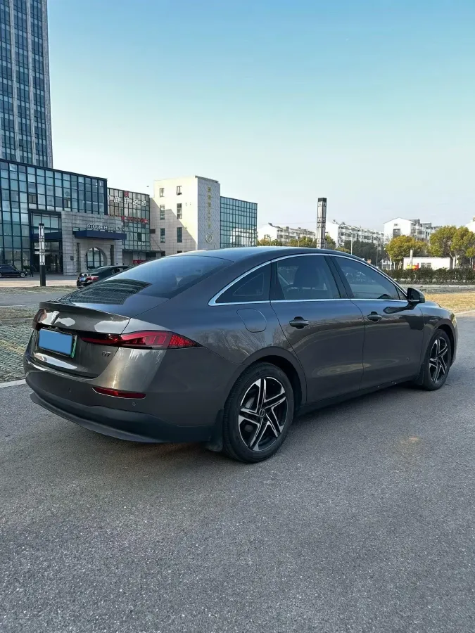 2023 Roewe D7 1.5L 112HP L4 1DHT PHEV 21.4KWH,autocango,china used car exporter,china ev exporter,chinese used car exporter,chinese used ev exporter