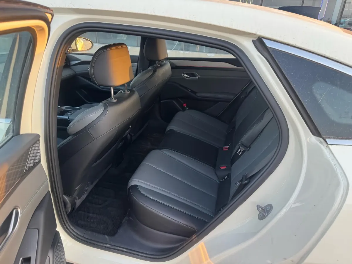 2025 BYD QinL BEV,autocango,china used car exporter,china ev exporter,chinese used car exporter,chinese used ev exporter