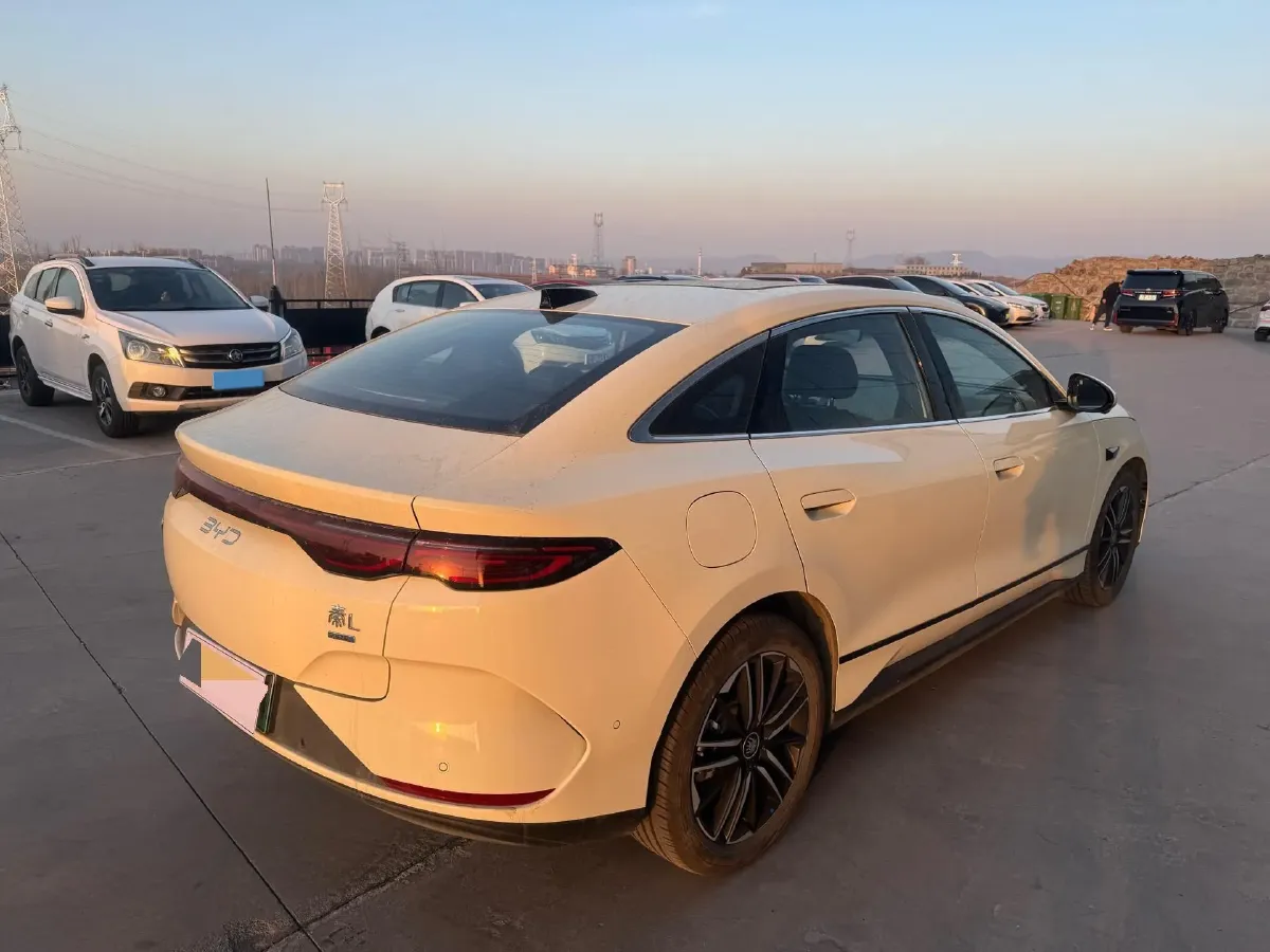 2025 BYD QinL BEV,autocango,china used car exporter,china ev exporter,chinese used car exporter,chinese used ev exporter