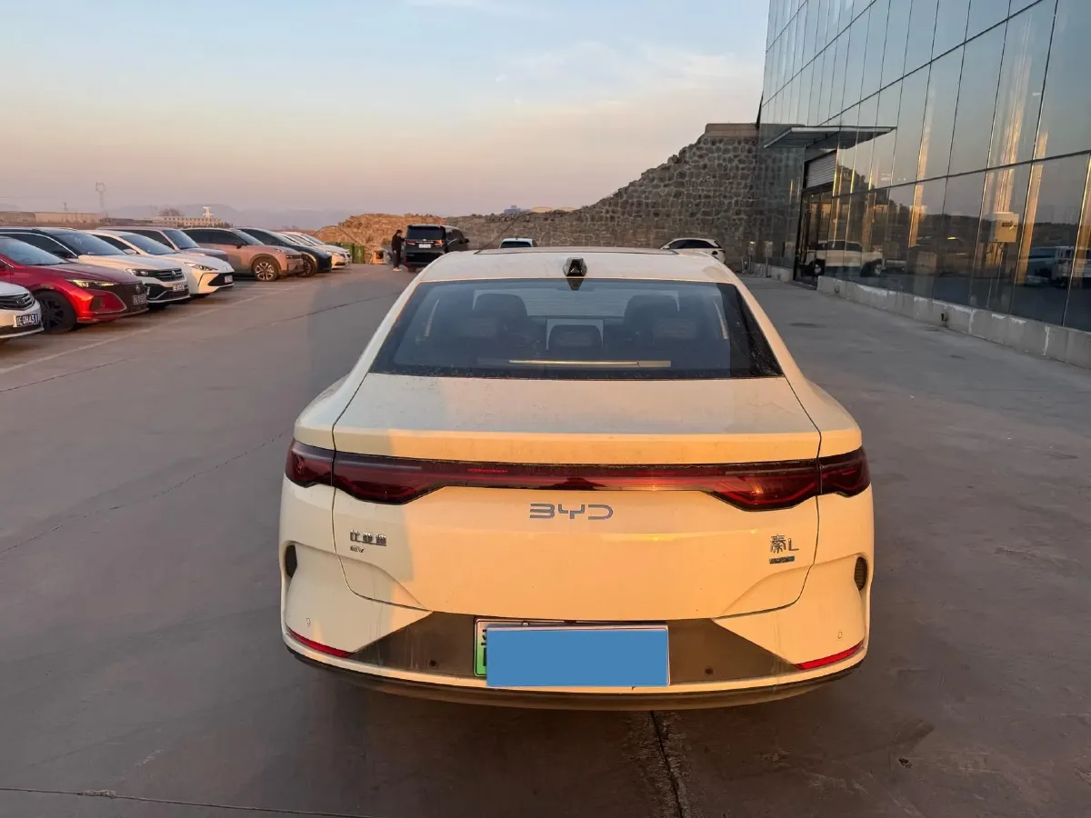 2025 BYD QinL BEV,autocango,china used car exporter,china ev exporter,chinese used car exporter,chinese used ev exporter