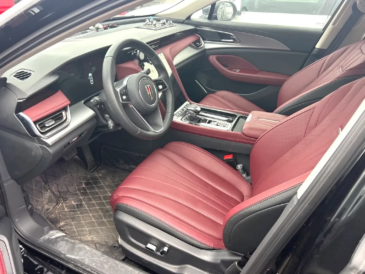 2024 HongQi H5 2.0T 224HP L4 8AT,autocango,china used car exporter,china ev exporter,chinese used car exporter,chinese used ev exporter