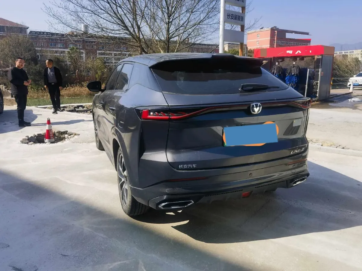 2024 ChangAn UNI-Z 1.5L 98HP L4 E-CVT PHEV 18.4KWH,autocango,china used car exporter,china ev exporter,chinese used car exporter,chinese used ev exporter