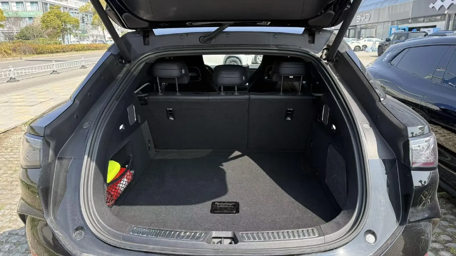 2025 BYD Sea Lion 07 BEV 80.64KWH,autocango,china used car exporter,china ev exporter,chinese used car exporter,chinese used ev exporter