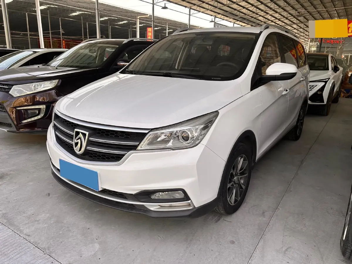 2019 BaoJun 730 1.5T 151HP L4 CVT,autocango,china used car exporter,china ev exporter,chinese used car exporter,chinese used ev exporter