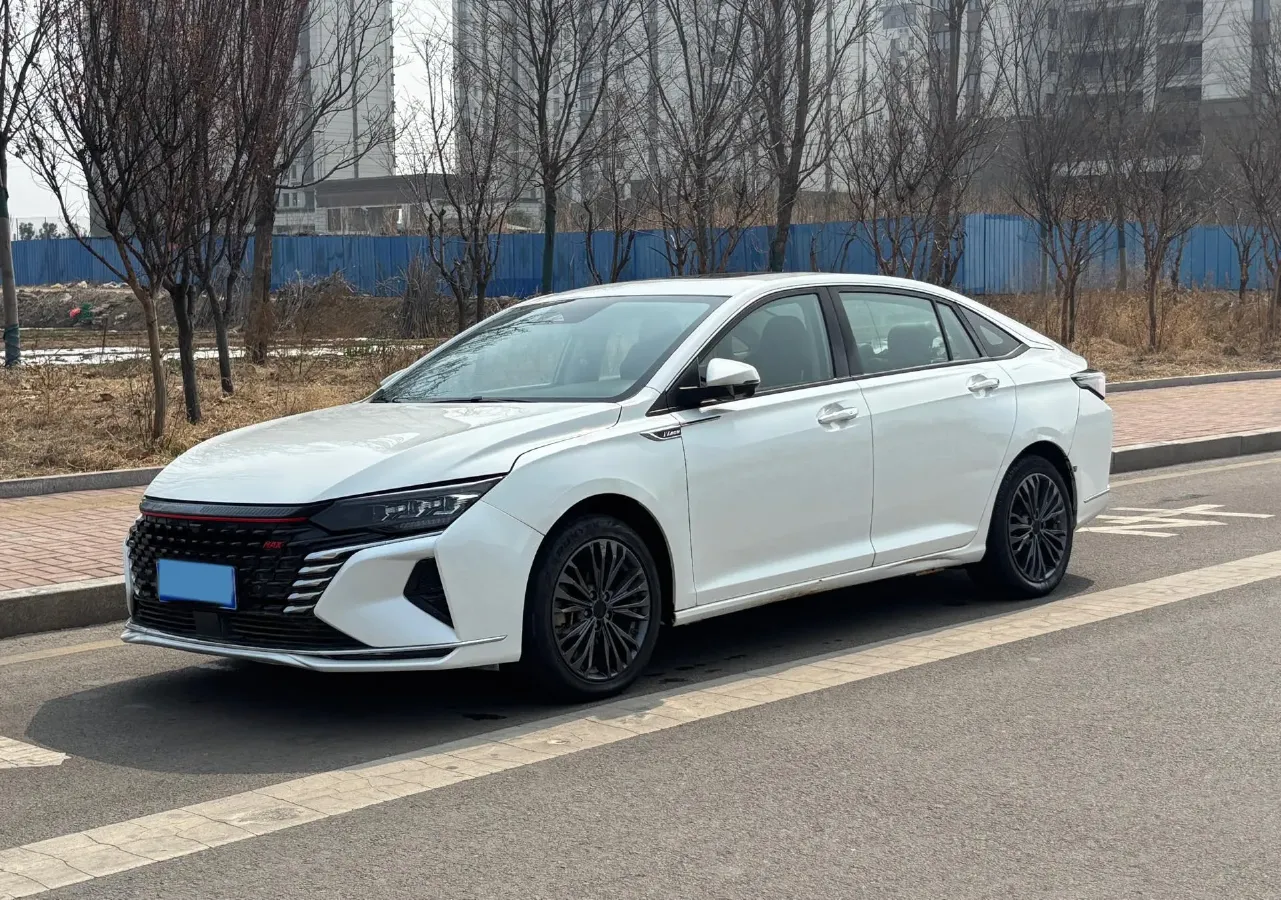 2021 DongFeng Aeolus YiXuan MAX 1.5T 190HP L4 7DCT,autocango,china used car exporter,china ev exporter,chinese used car exporter,chinese used ev exporter