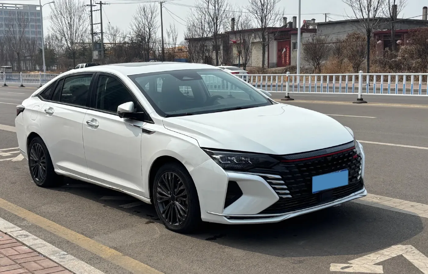 2021 DongFeng Aeolus YiXuan MAX 1.5T 190HP L4 7DCT,autocango,china used car exporter,china ev exporter,chinese used car exporter,chinese used ev exporter