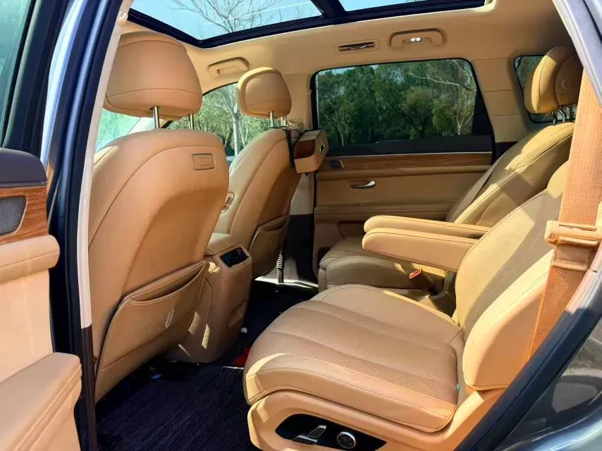 2024 AITO AITO M7 1.5T 152HP L4 REEV 40KWH,autocango,china used car exporter,china ev exporter,chinese used car exporter,chinese used ev exporter