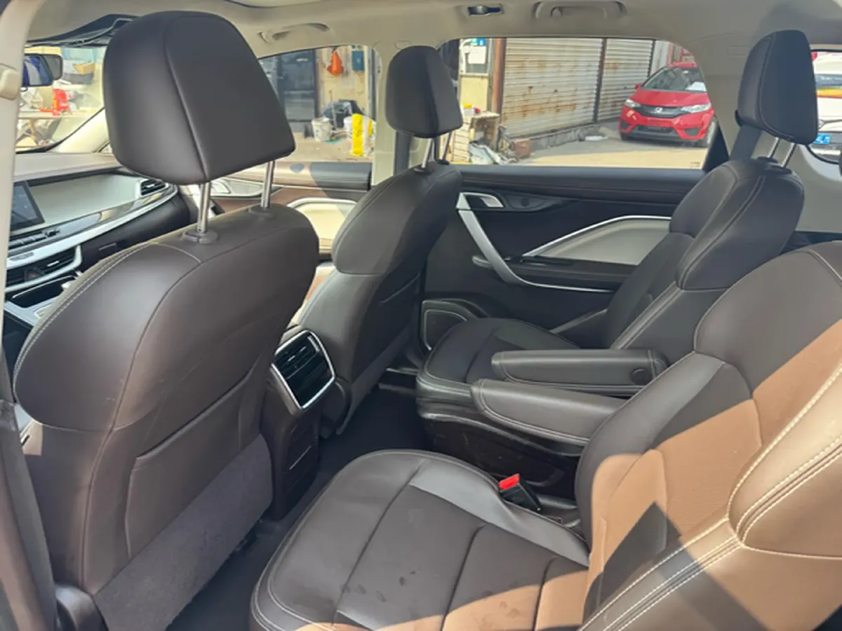 2021 Geely JiaJi 1.8T 184HP L4 7DCT,autocango,china used car exporter,china ev exporter,chinese used car exporter,chinese used ev exporter