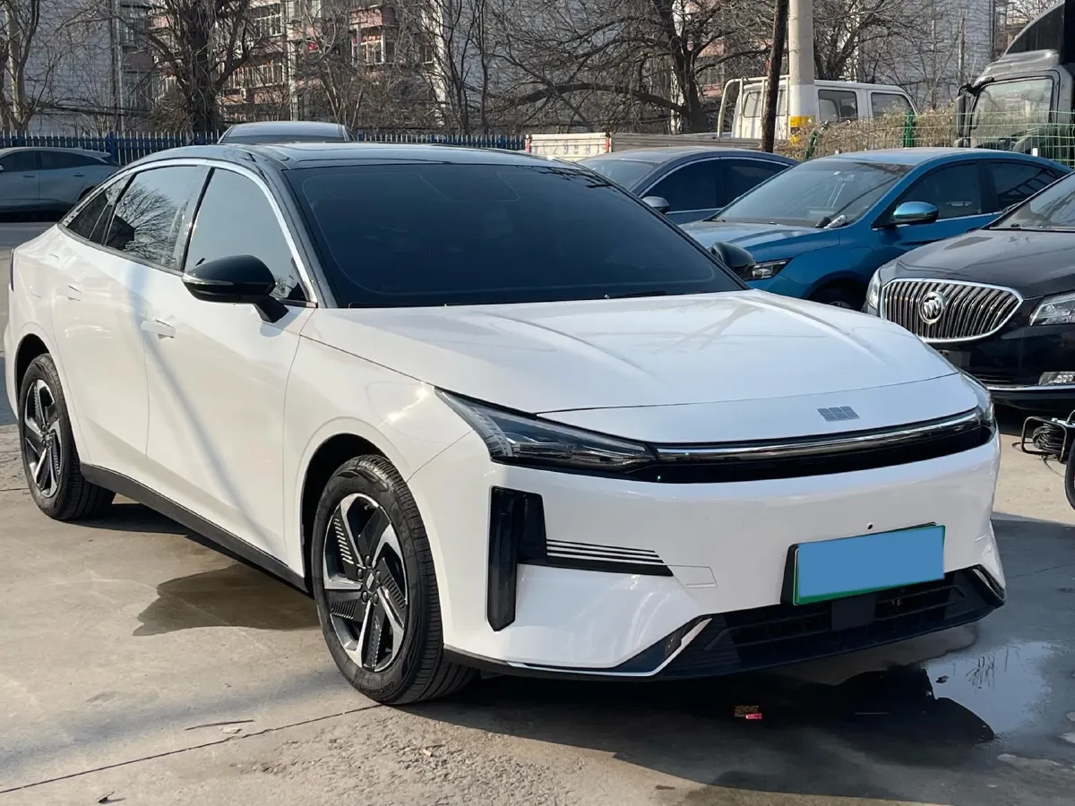 2023 Geely Galaxy L6 1.5T 163HP L4 3DHT PHEV,autocango,china used car exporter,china ev exporter,chinese used car exporter,chinese used ev exporter