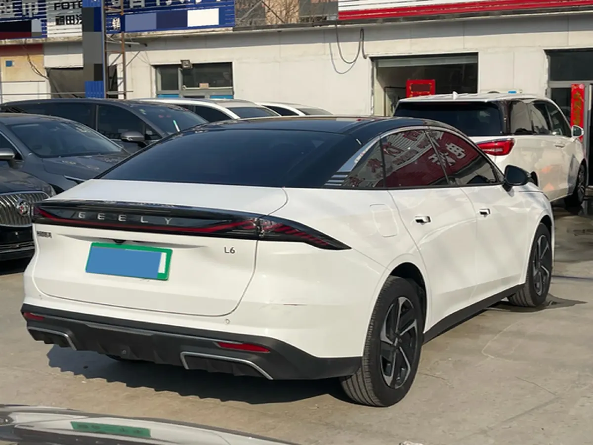 2023 Geely Galaxy L6 1.5T 163HP L4 3DHT PHEV,autocango,china used car exporter,china ev exporter,chinese used car exporter,chinese used ev exporter