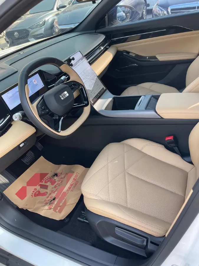 2023 Geely Galaxy L6 1.5T 163HP L4 3DHT PHEV,autocango,china used car exporter,china ev exporter,chinese used car exporter,chinese used ev exporter