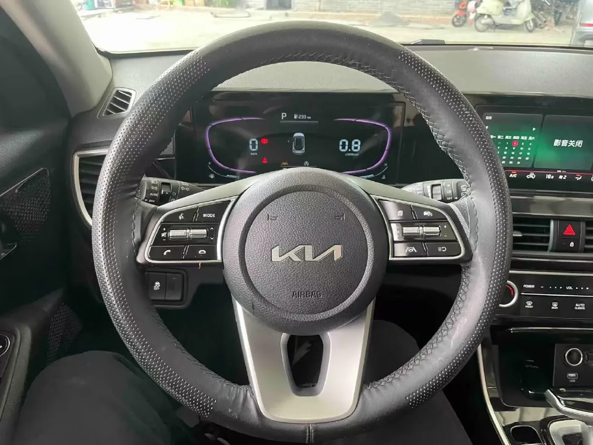 2023 Kia Seltos 1.5L 115HP L4 CVT,autocango,china used car exporter,china ev exporter,chinese used car exporter,chinese used ev exporter