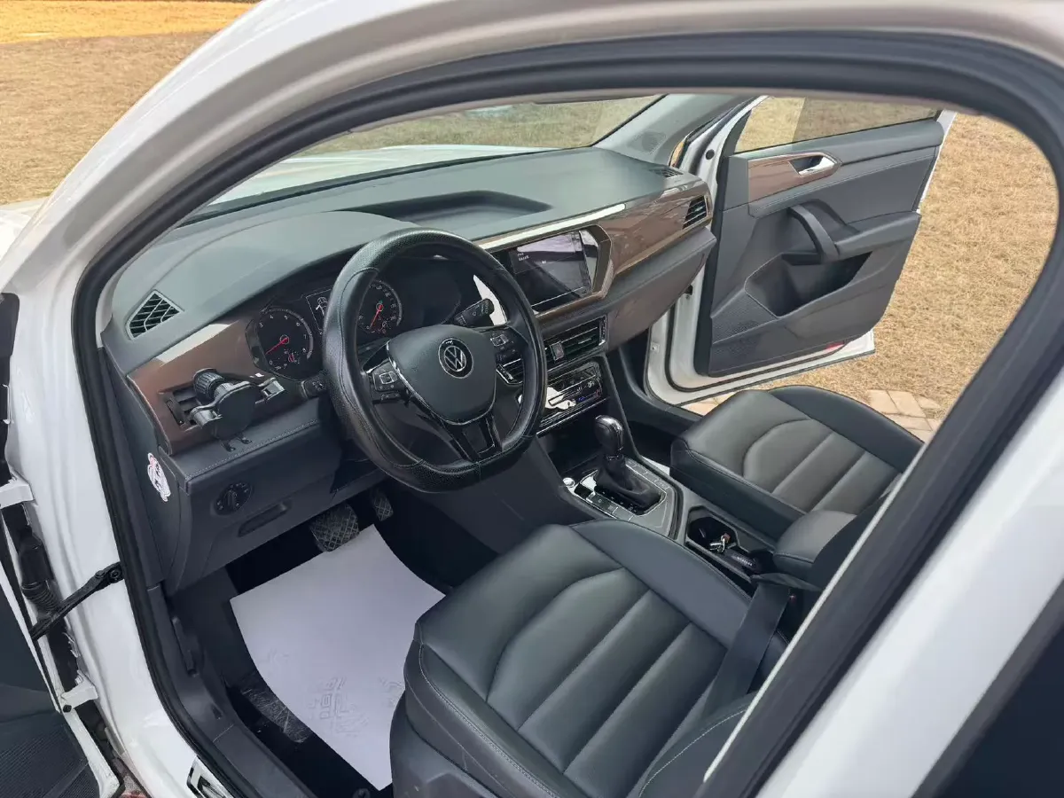 2021 Volkswagen Tharu 1.4T 150HP L4 7DCT,autocango,china used car exporter,china ev exporter,chinese used car exporter,chinese used ev exporter