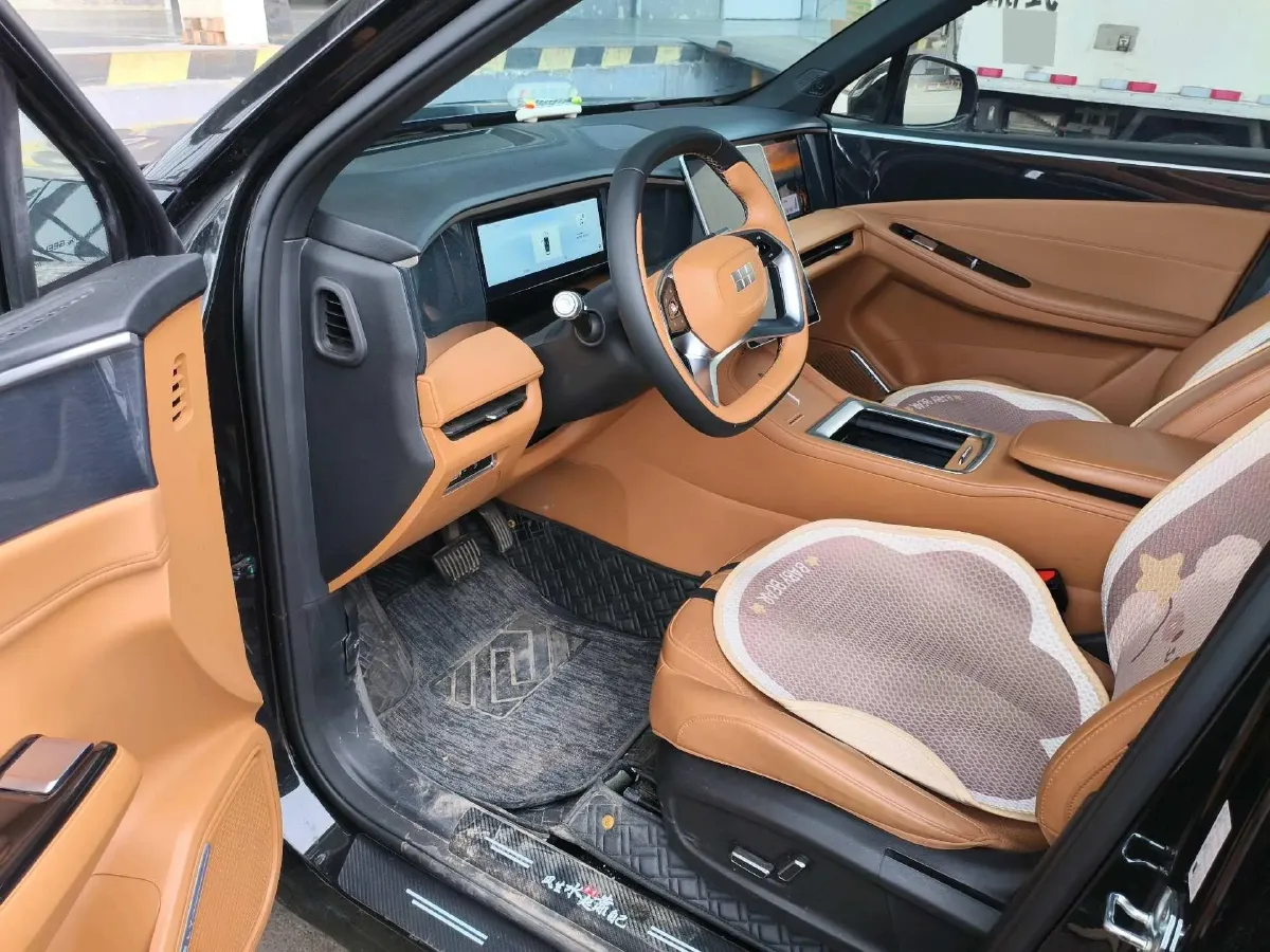 2025 Geely Galaxy L7 1.5L 112HP L4 1DHT PHEV 18.4KWH,autocango,china used car exporter,china ev exporter,chinese used car exporter,chinese used ev exporter