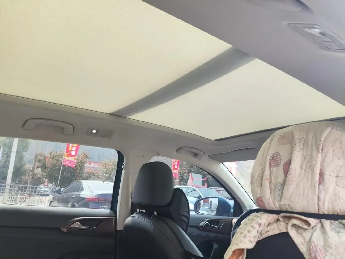 2021 Volkswagen Tharu 1.4T 150HP L4 7DCT,autocango,china used car exporter,china ev exporter,chinese used car exporter,chinese used ev exporter