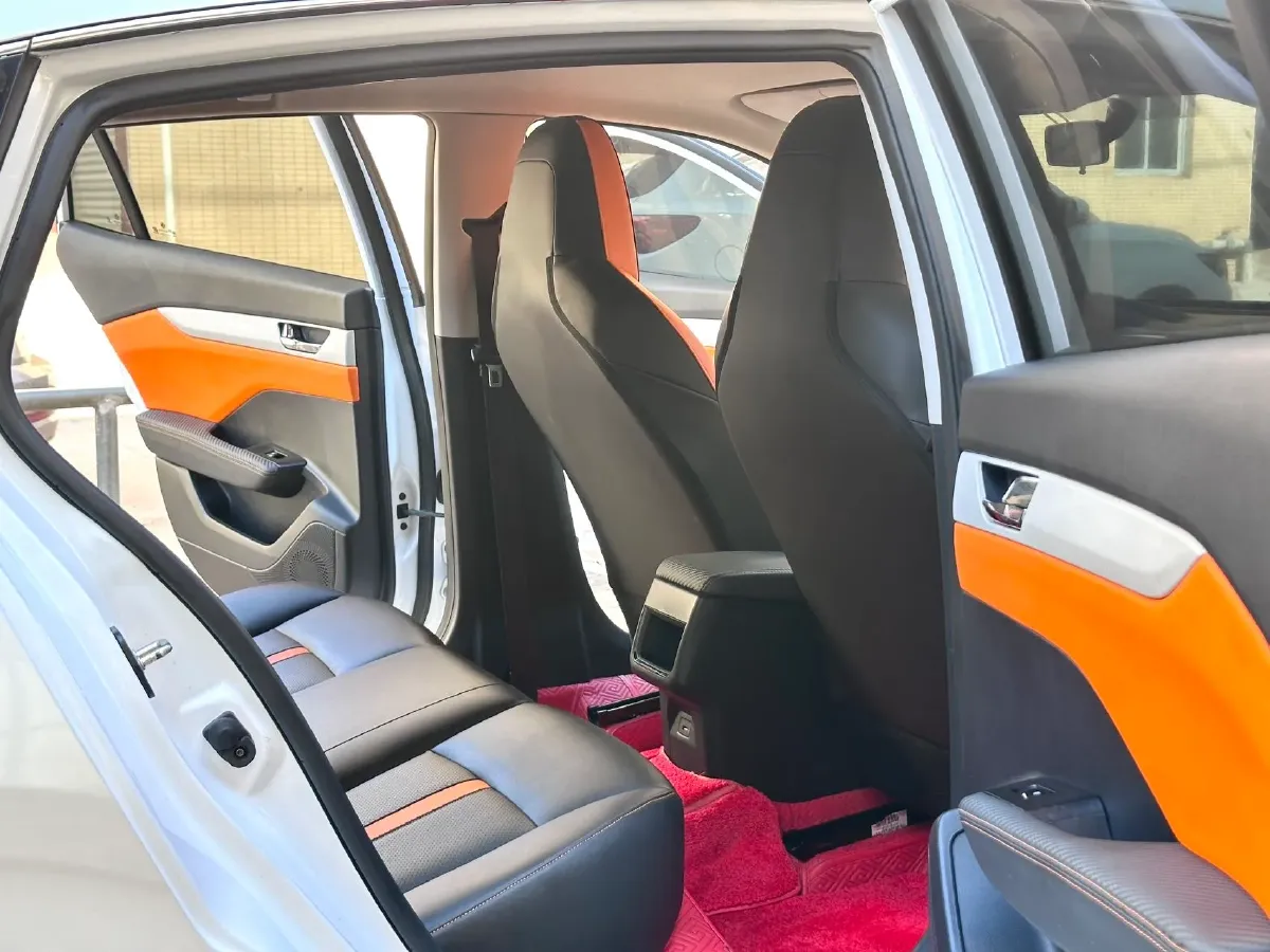 2023 DongFeng Aeolus YiXuan 1.5L 125HP L4 6DCT,autocango,china used car exporter,china ev exporter,chinese used car exporter,chinese used ev exporter