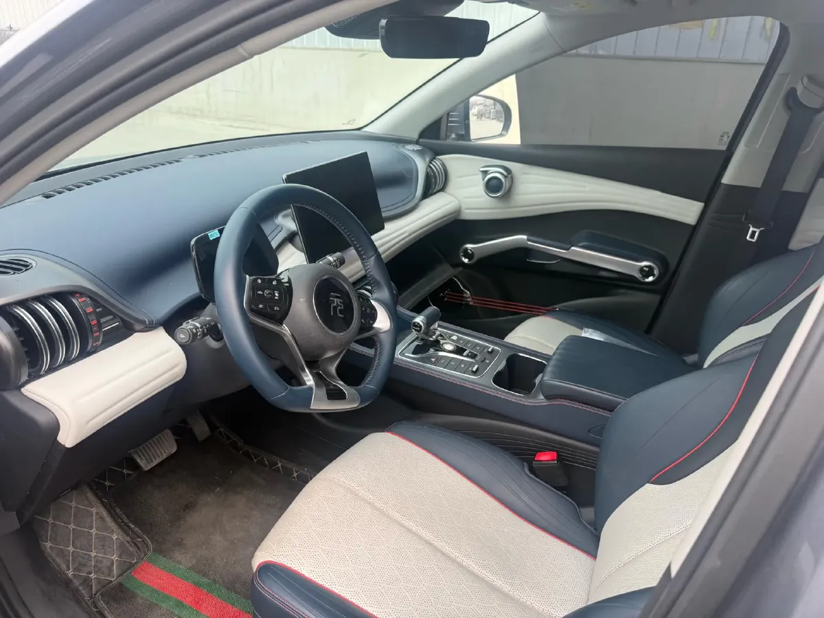 2022 Roewe RX5 MAX 1.5T 181HP L4 6AT,autocango,china used car exporter,china ev exporter,chinese used car exporter,chinese used ev exporter