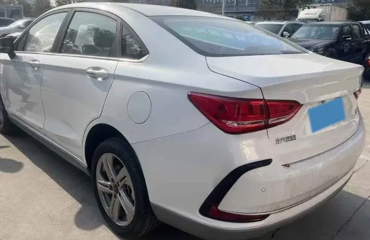 2022 ChangAn UNI-T 1.5T 188HP L4 7DCT,autocango,china used car exporter,china ev exporter,chinese used car exporter,chinese used ev exporter
