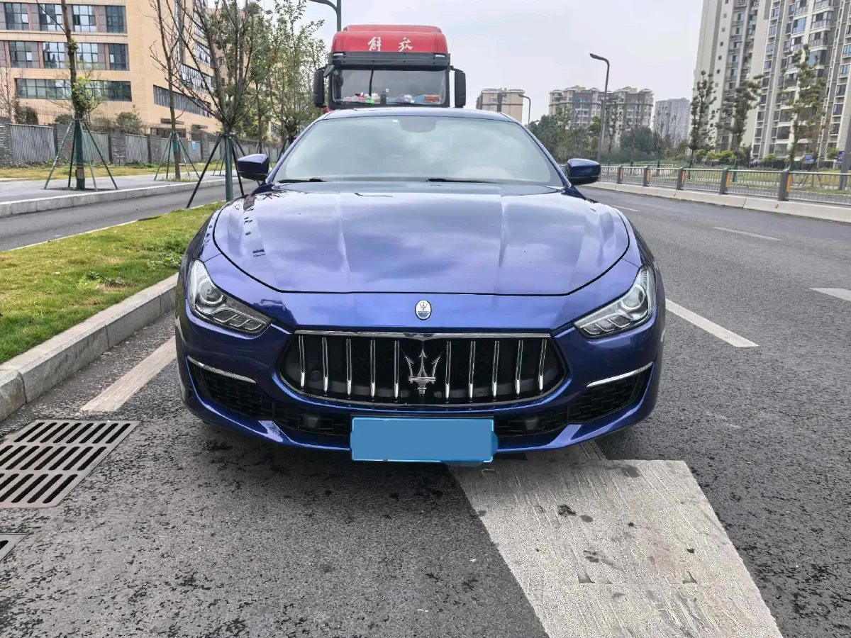 2022 Audi Q7 2.0T 245HP L4 8AT,autocango,china used car exporter,china ev exporter,chinese used car exporter,chinese used ev exporter