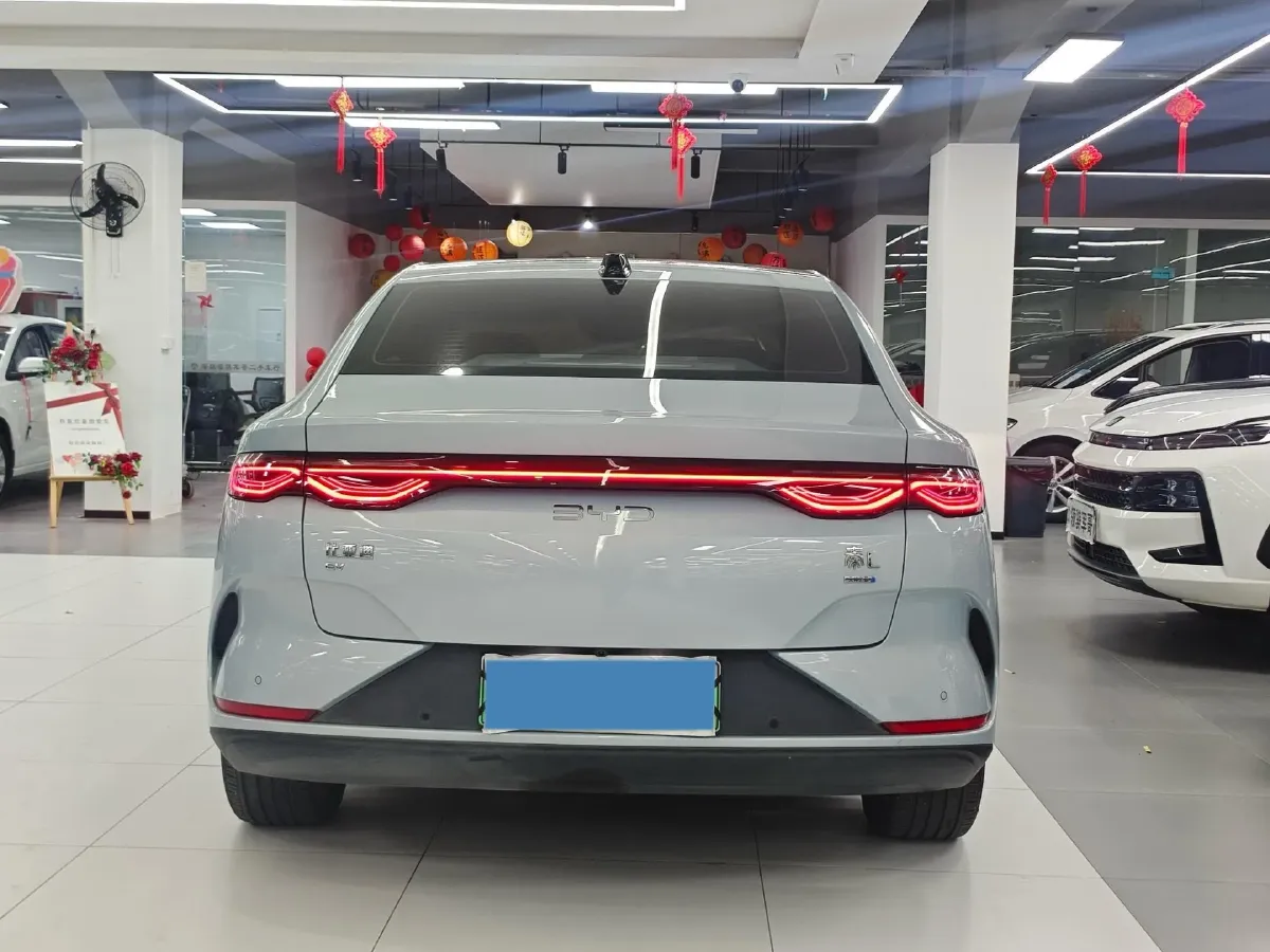 2025 BYD QinL BEV,autocango,china used car exporter,china ev exporter,chinese used car exporter,chinese used ev exporter