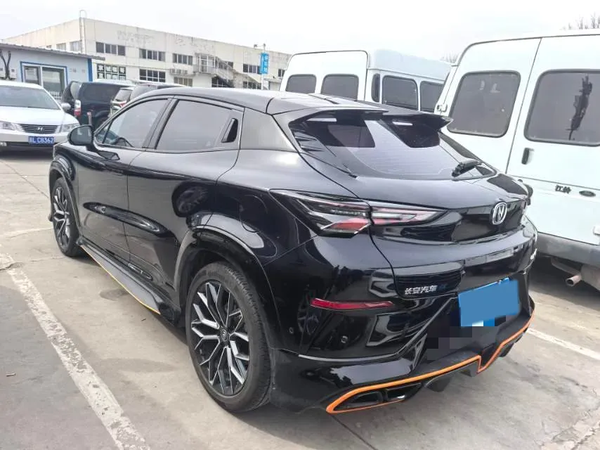 2022 ChangAn UNI-T 1.5T 188HP L4 7DCT,autocango,china used car exporter,china ev exporter,chinese used car exporter,chinese used ev exporter
