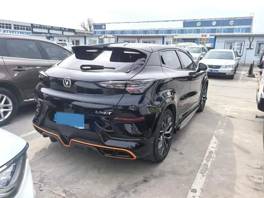 2022 ChangAn UNI-T 1.5T 188HP L4 7DCT,autocango,china used car exporter,china ev exporter,chinese used car exporter,chinese used ev exporter