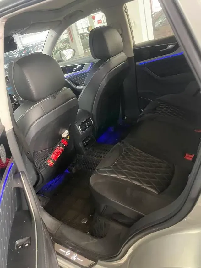 2019 HongQi HS5 2.0T 224HP L4 6AT,autocango,china used car exporter,china ev exporter,chinese used car exporter,chinese used ev exporter