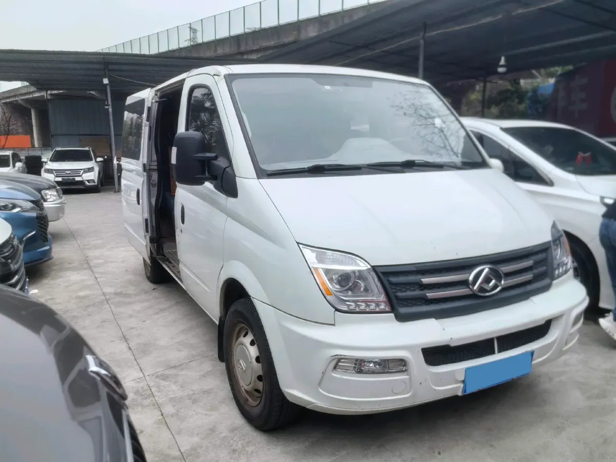 2021 MAXUS XinTu V80 2.0T 139HP L4 6MT,autocango,china used car exporter,china ev exporter,chinese used car exporter,chinese used ev exporter