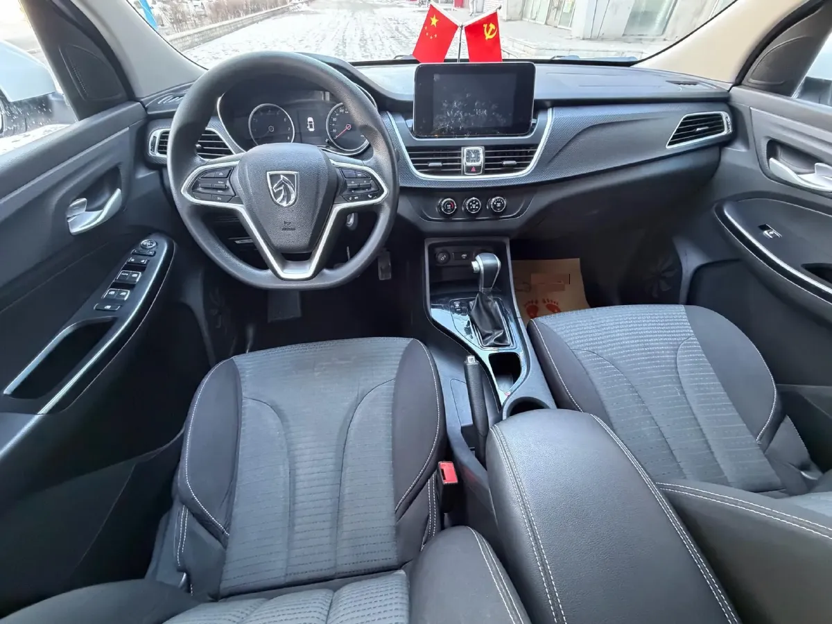2019 BaoJun 730 1.5T 151HP L4 CVT,autocango,china used car exporter,china ev exporter,chinese used car exporter,chinese used ev exporter