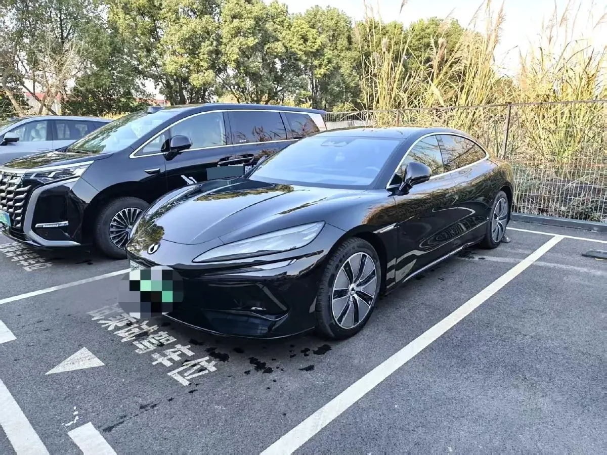 2024 Denza DenzaZ9 2.0T 207HP L4 E-CVT PHEV 38.5KWH,autocango,china used car exporter,china ev exporter,chinese used car exporter,chinese used ev exporter