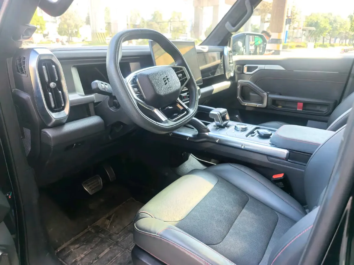 2023 Jetour Traveller 2.0T 254HP L4 7DCT,autocango,china used car exporter,china ev exporter,chinese used car exporter,chinese used ev exporter