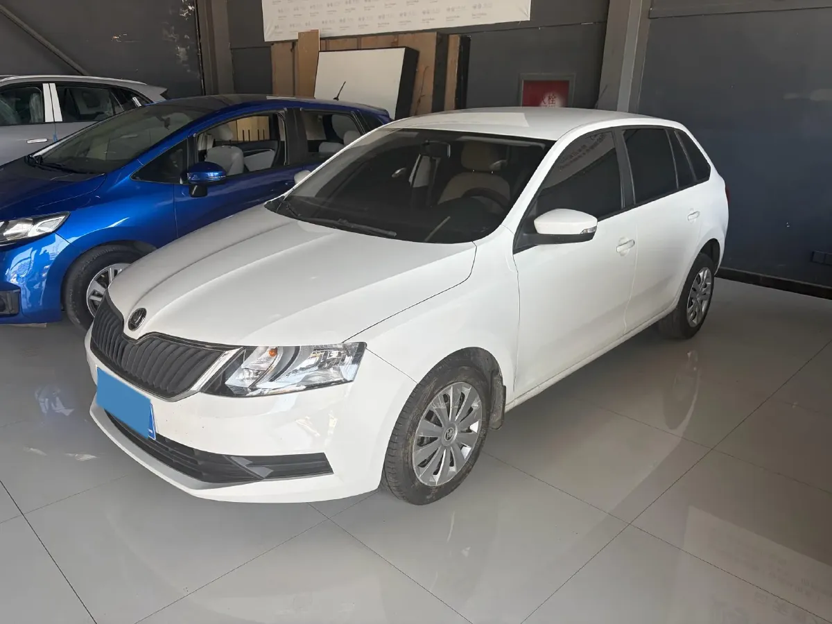 2019 Skoda Rapid Spaceback 1.5L 110HP L4 6AT,autocango,china used car exporter,china ev exporter,chinese used car exporter,chinese used ev exporter