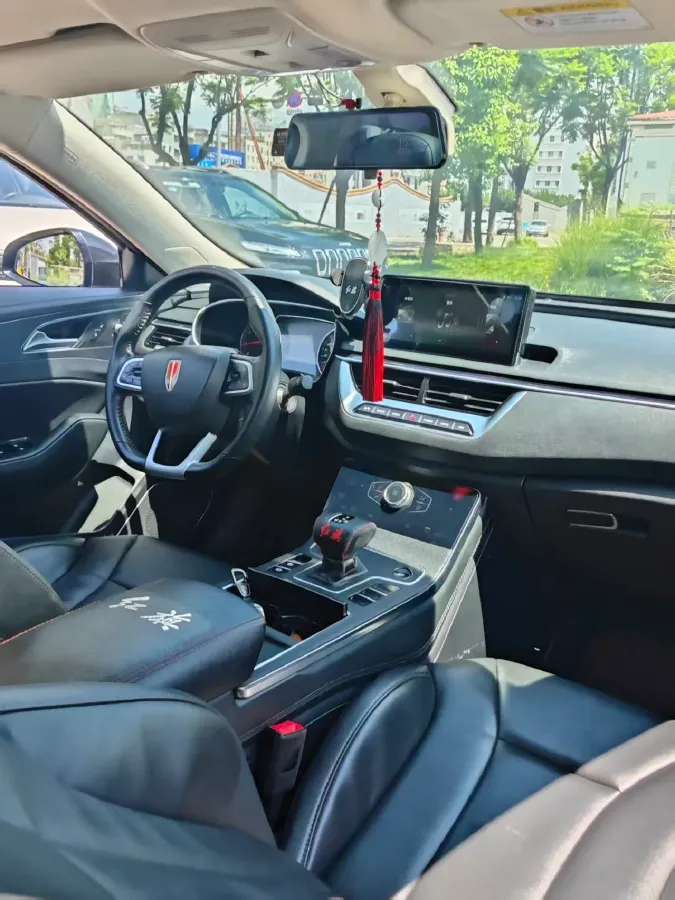 2022 HongQi H5 1.5T 169HP L4 7DCT,autocango,china used car exporter,china ev exporter,chinese used car exporter,chinese used ev exporter