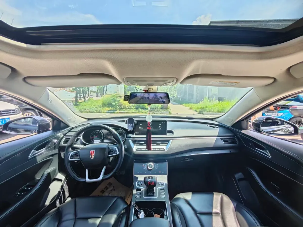 2022 HongQi H5 1.5T 169HP L4 7DCT,autocango,china used car exporter,china ev exporter,chinese used car exporter,chinese used ev exporter