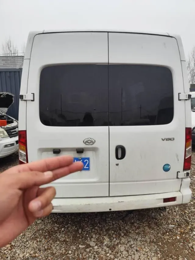 2021 MAXUS XinTu V80 2.0T 139HP L4 6MT,autocango,china used car exporter,china ev exporter,chinese used car exporter,chinese used ev exporter