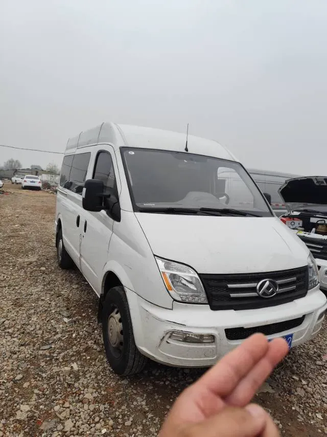 2021 MAXUS XinTu V80 2.0T 139HP L4 6MT,autocango,china used car exporter,china ev exporter,chinese used car exporter,chinese used ev exporter