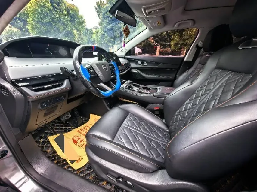 2021 ChangAn UNI-K 2.0T 233HP L4 8AT,autocango,china used car exporter,china ev exporter,chinese used car exporter,chinese used ev exporter