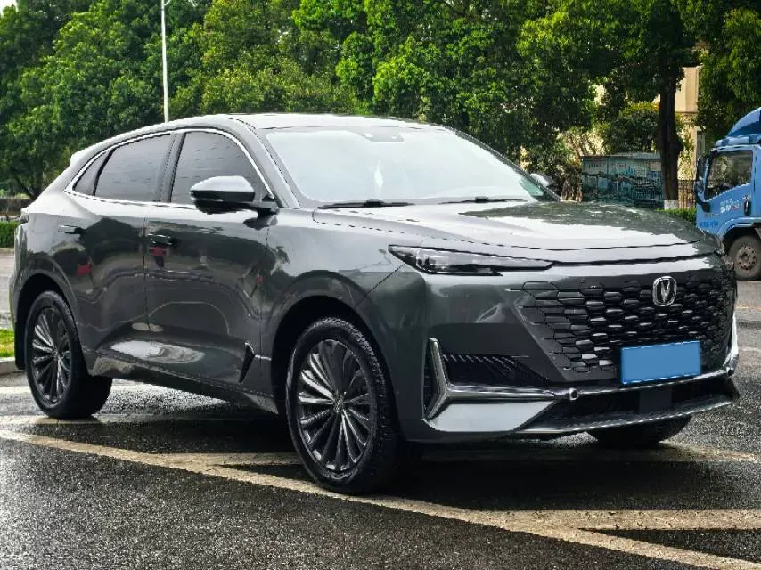 2021 ChangAn UNI-K 2.0T 233HP L4 8AT,autocango,china used car exporter,china ev exporter,chinese used car exporter,chinese used ev exporter