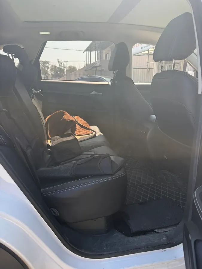 2021 BaoJun 530 1.5T 147HP L4 CVT,autocango,china used car exporter,china ev exporter,chinese used car exporter,chinese used ev exporter