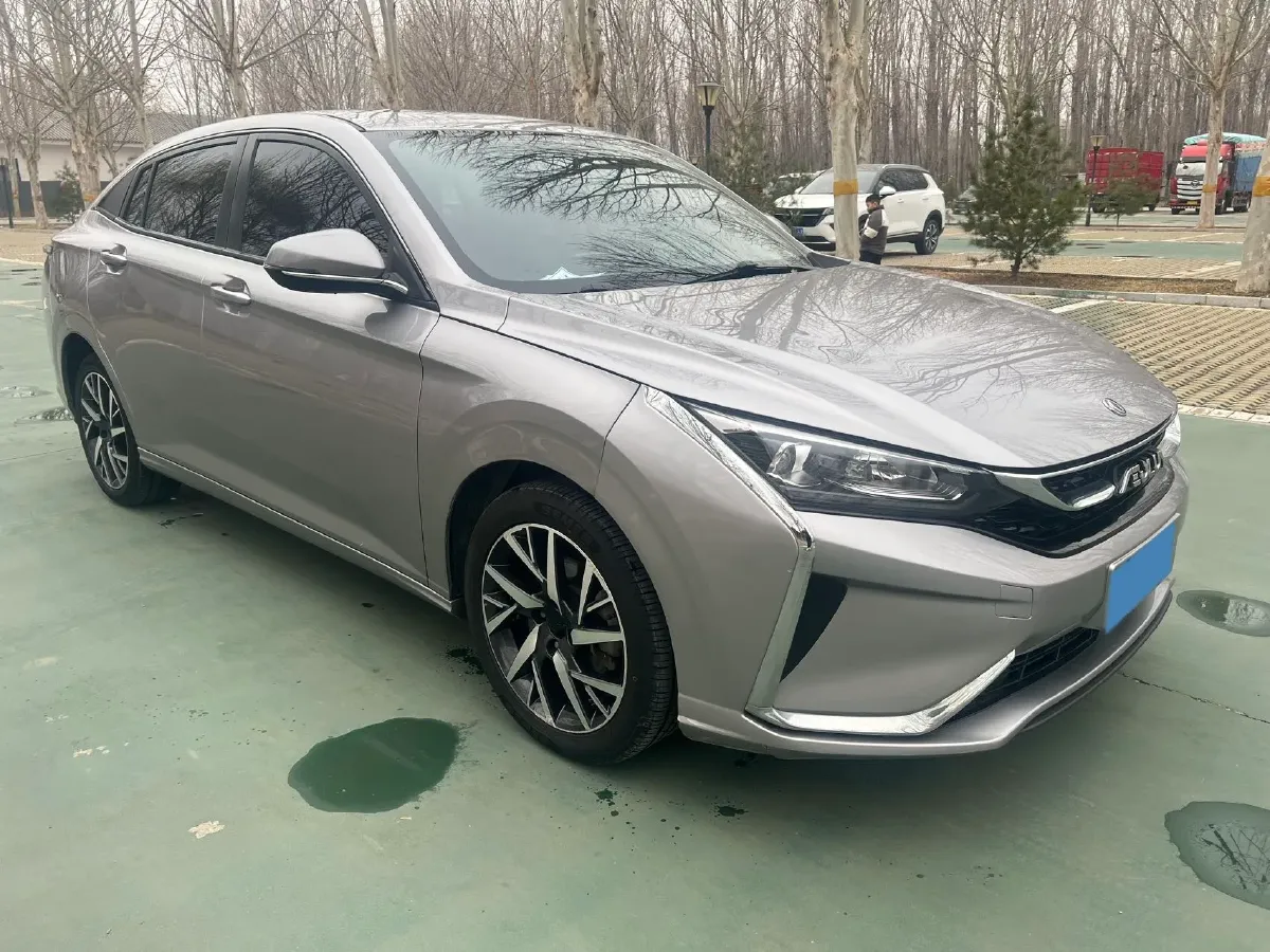 2020 DongFeng Aeolus YiXuan 1.5T 150HP L4 6DCT,autocango,china used car exporter,china ev exporter,chinese used car exporter,chinese used ev exporter