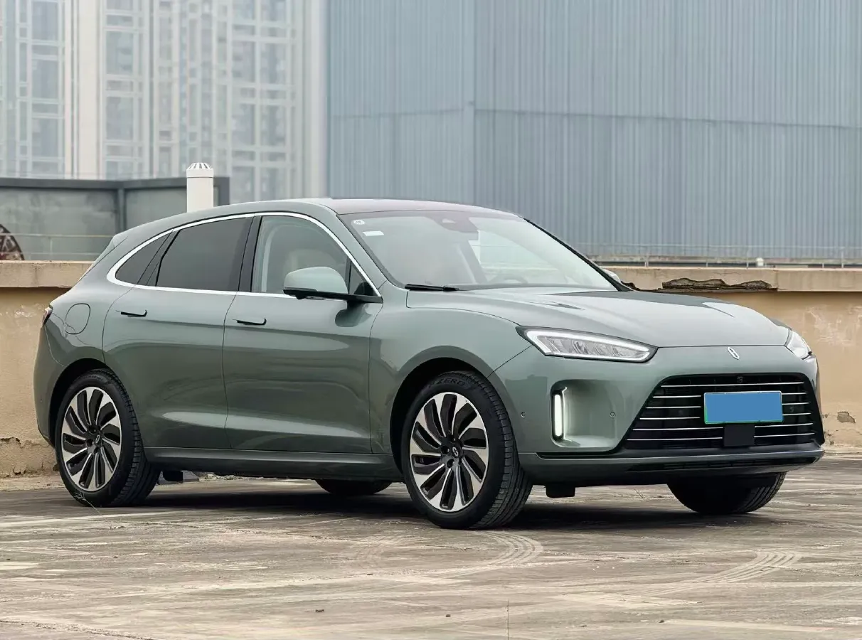 2022 JMC YuHu 7 2.0T 141HP L4 8AT,autocango,china used car exporter,china ev exporter,chinese used car exporter,chinese used ev exporter