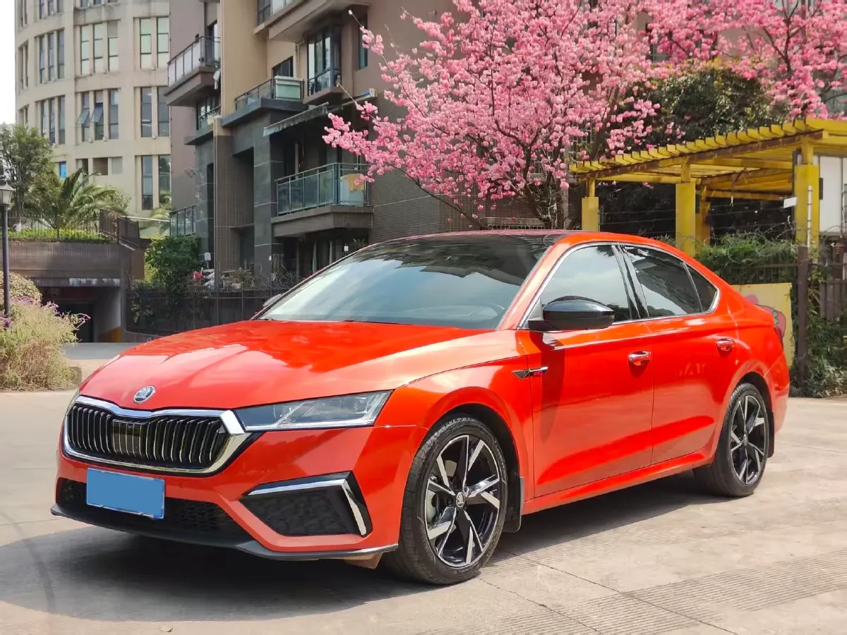 2021 Skoda Octavia 1.4T 150HP L4 7DCT,autocango,china used car exporter,china ev exporter,chinese used car exporter,chinese used ev exporter