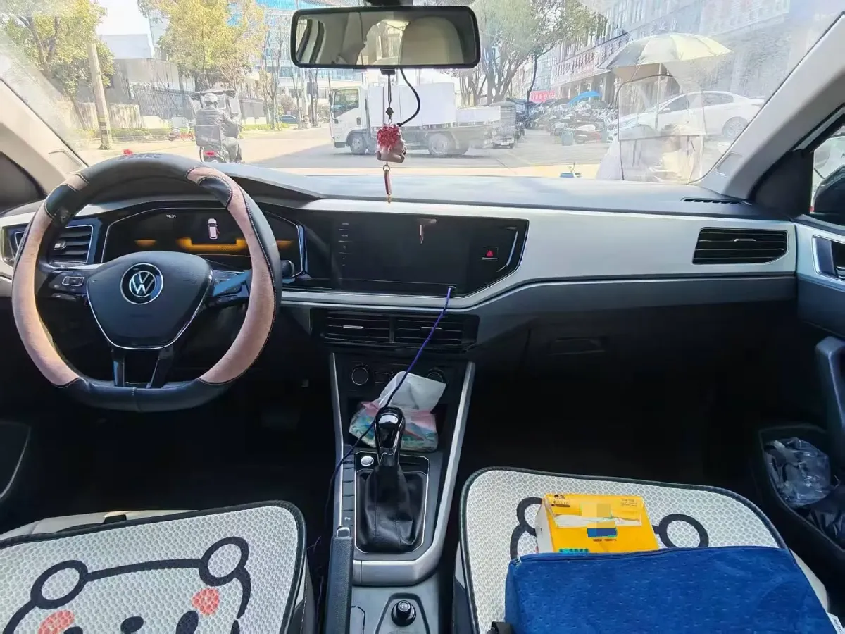 2023 Volkswagen Polo 1.5L 113HP L4 6AT,autocango,china used car exporter,china ev exporter,chinese used car exporter,chinese used ev exporter